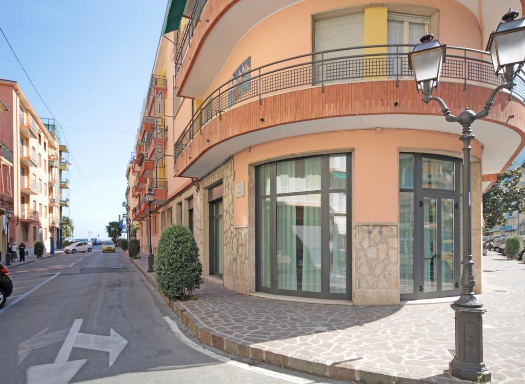 Hotel Mignon